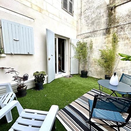 Cote Cour - Appartement En Plein Centre-Ville & Proche Des Thermes Rochefort  Exteriör bild